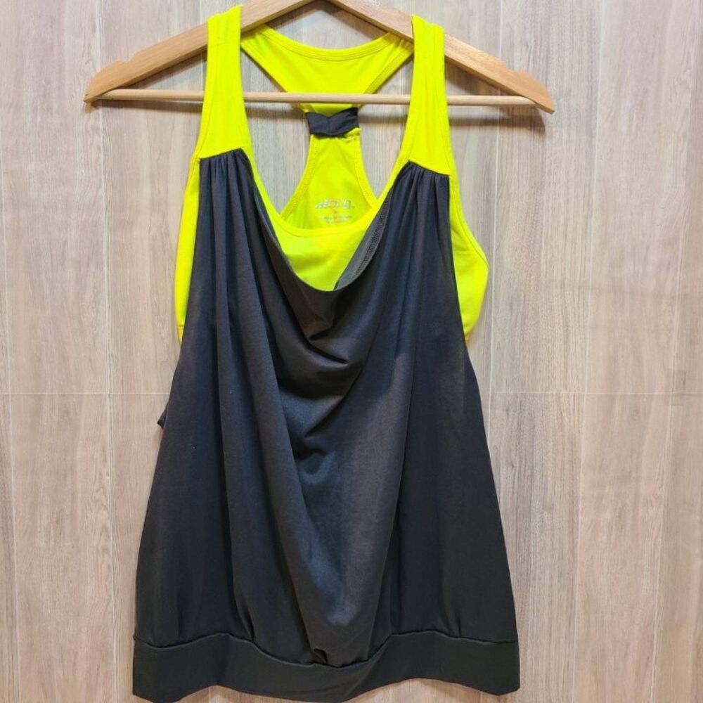 BCG Athletic Tank Top Medium Black Neon Built In Bra Workout Gym Active